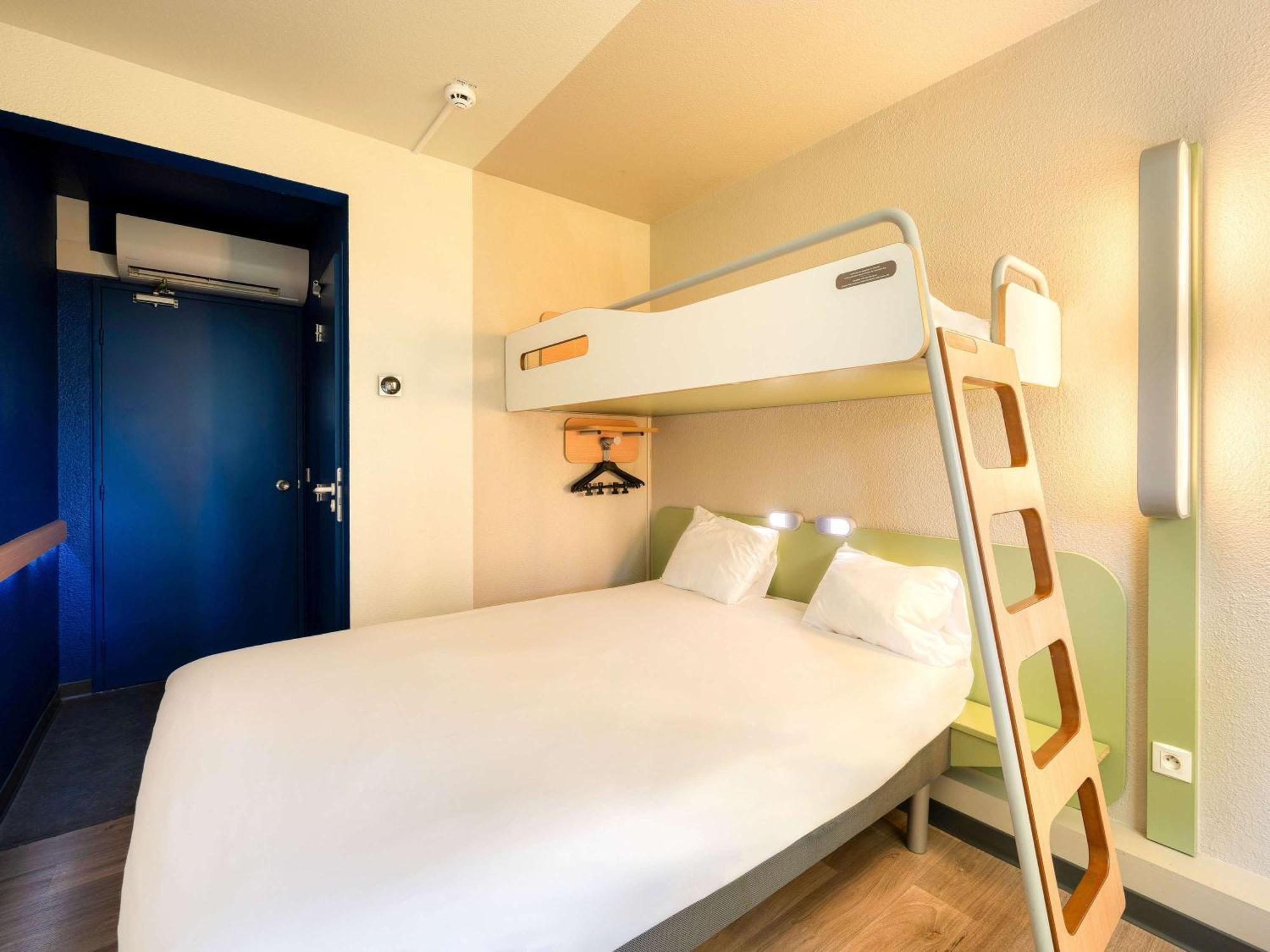Ibis Budget Versailles - Trappes Exteriér fotografie