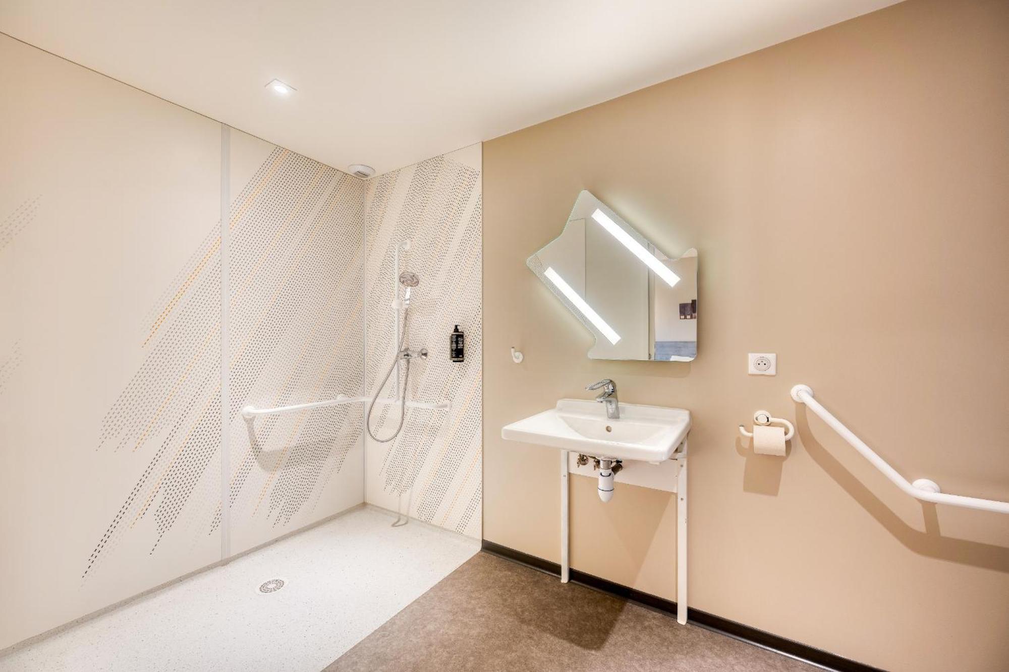 Ibis Budget Versailles - Trappes Exteriér fotografie